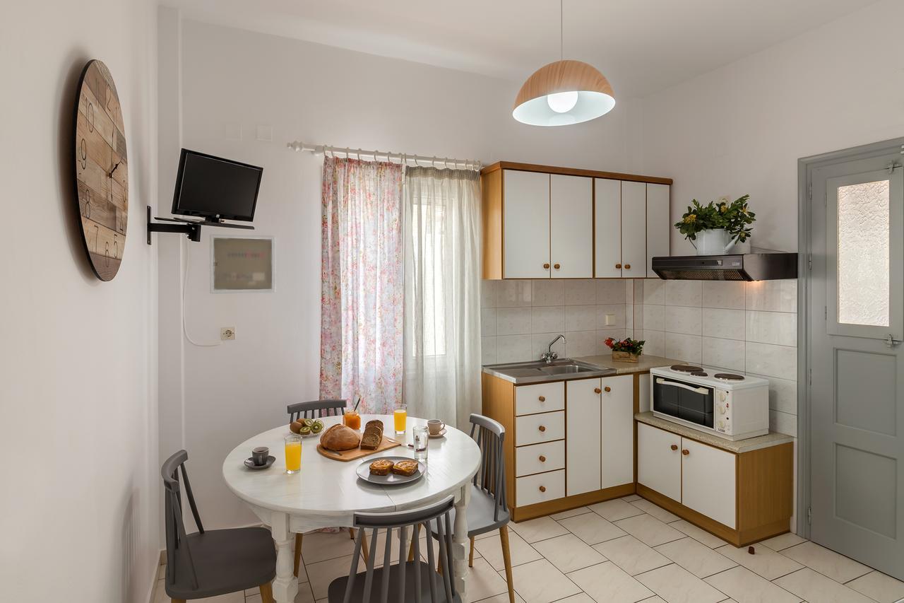 Letta'S Apartments Финикас Экстерьер фото